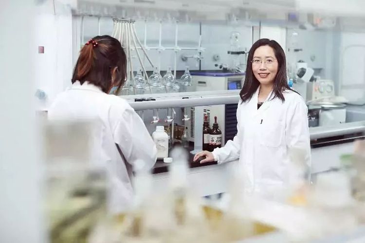 Professor Xiaohua Liu Has Won L’Oreal for Women in Science Award ...